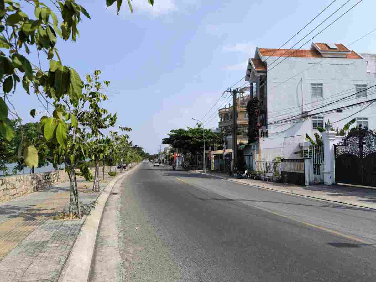 Bán đất mặt tiền Trần Phú Vũng Tàu 157m², vỉa hè rộng, sổ đỏ